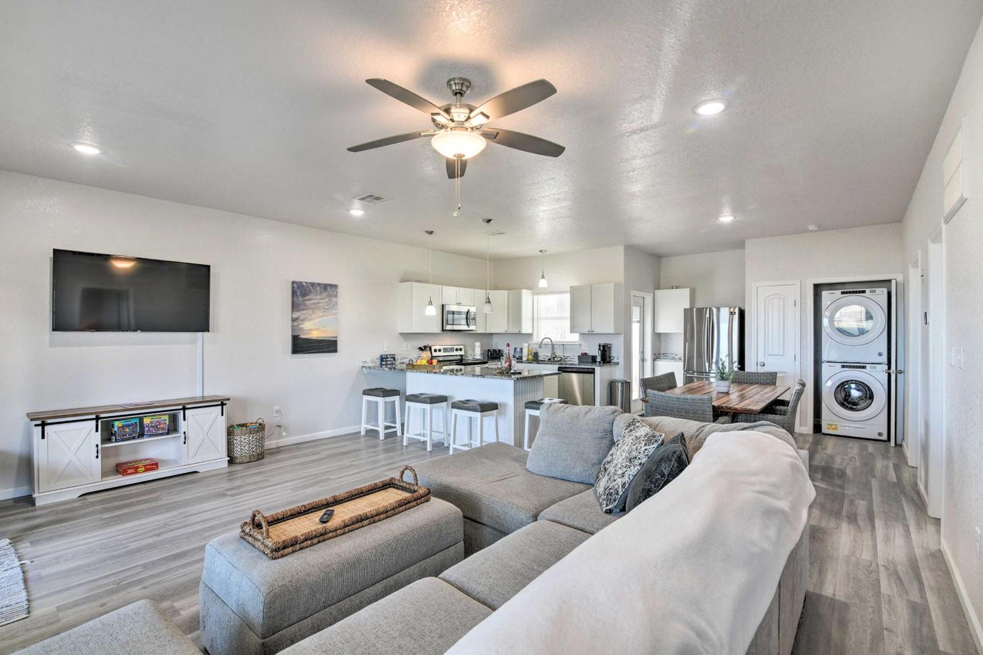 Surfside Beach Retreat With Deck And Ocean Views Extérieur photo